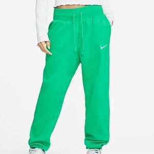 Nike sweatpants